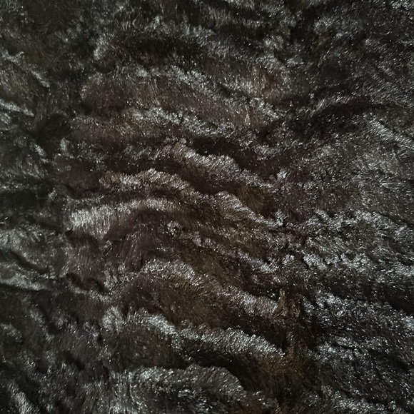 VINCE CAMUTO | Black Teddy Jacket Plush Texture Mid-Length - Picture 4 of 15